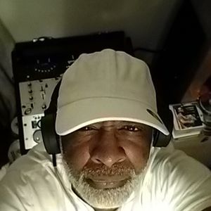 Meet your Posher, Graham